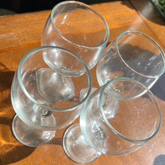 Set of 4 Drinking Glass Goblets (Can Sell Separate) - Picture 5 of 5